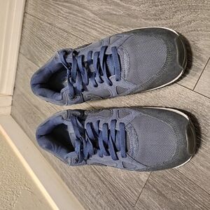 Men's Blue Athletic Shoes